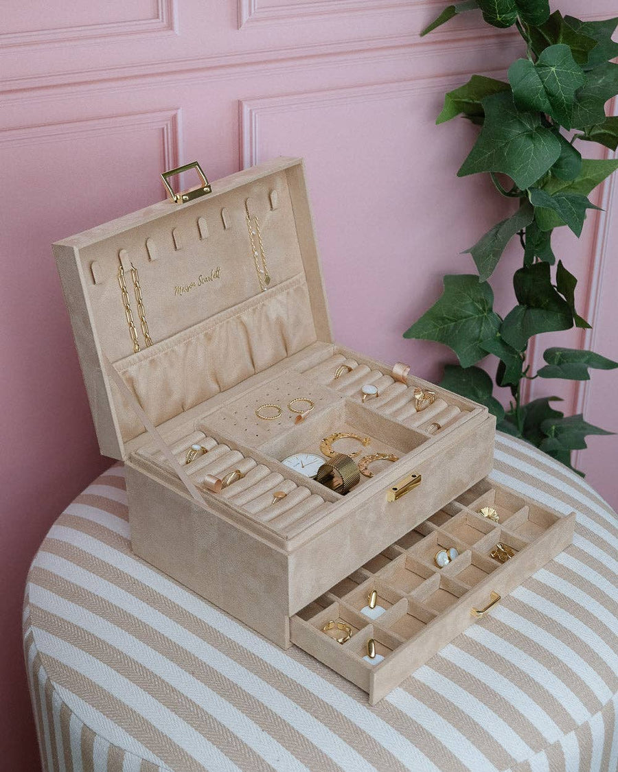 Denise velvet jewelry box