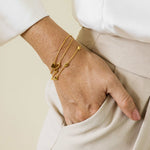 This delicate heart bracelet is perfect as an everyday staple.&nbsp;&nbsp;  925 Sterling Silver. Yellow Gold Plated Silver. B1016/B1016Y
