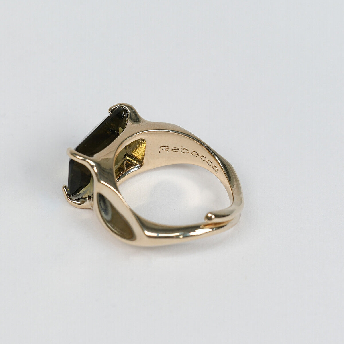 Stone Slammed Ring Peridot