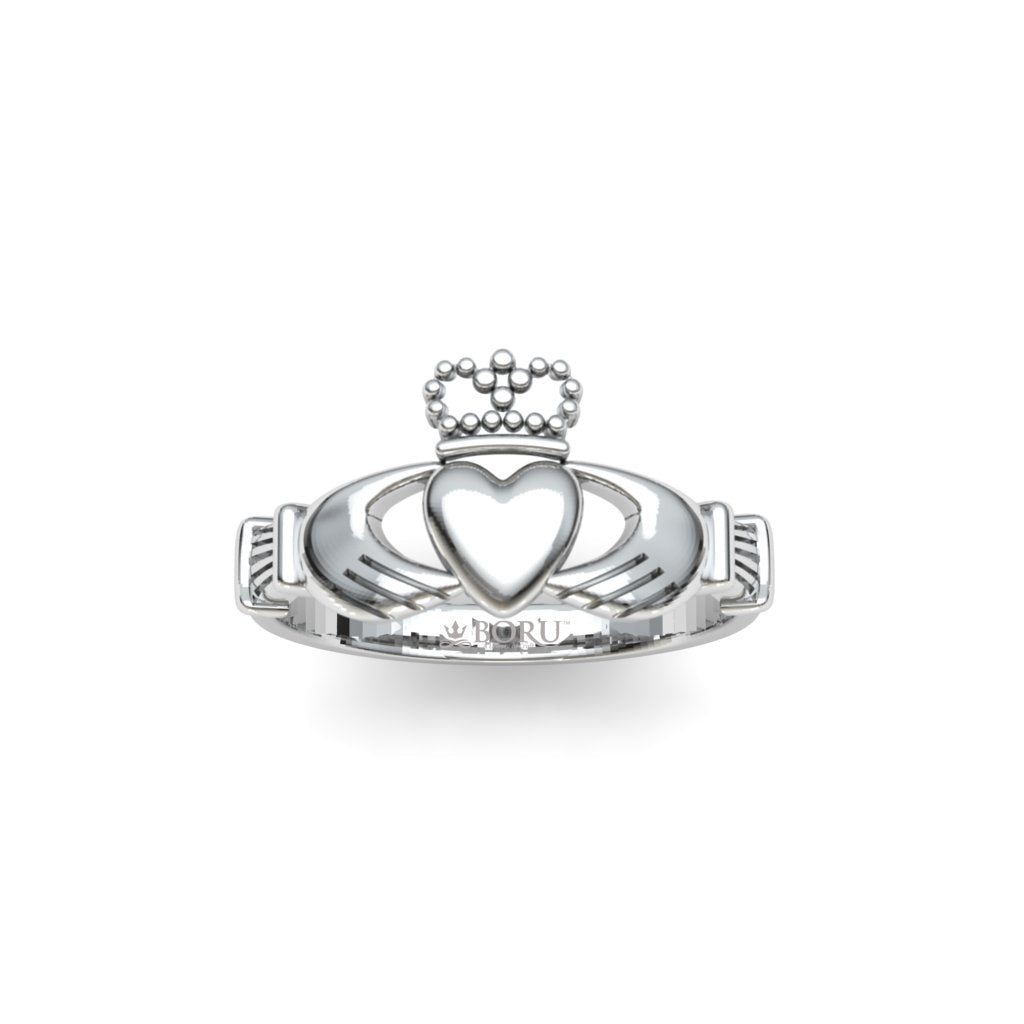 Traditional Medium Claddagh Ring