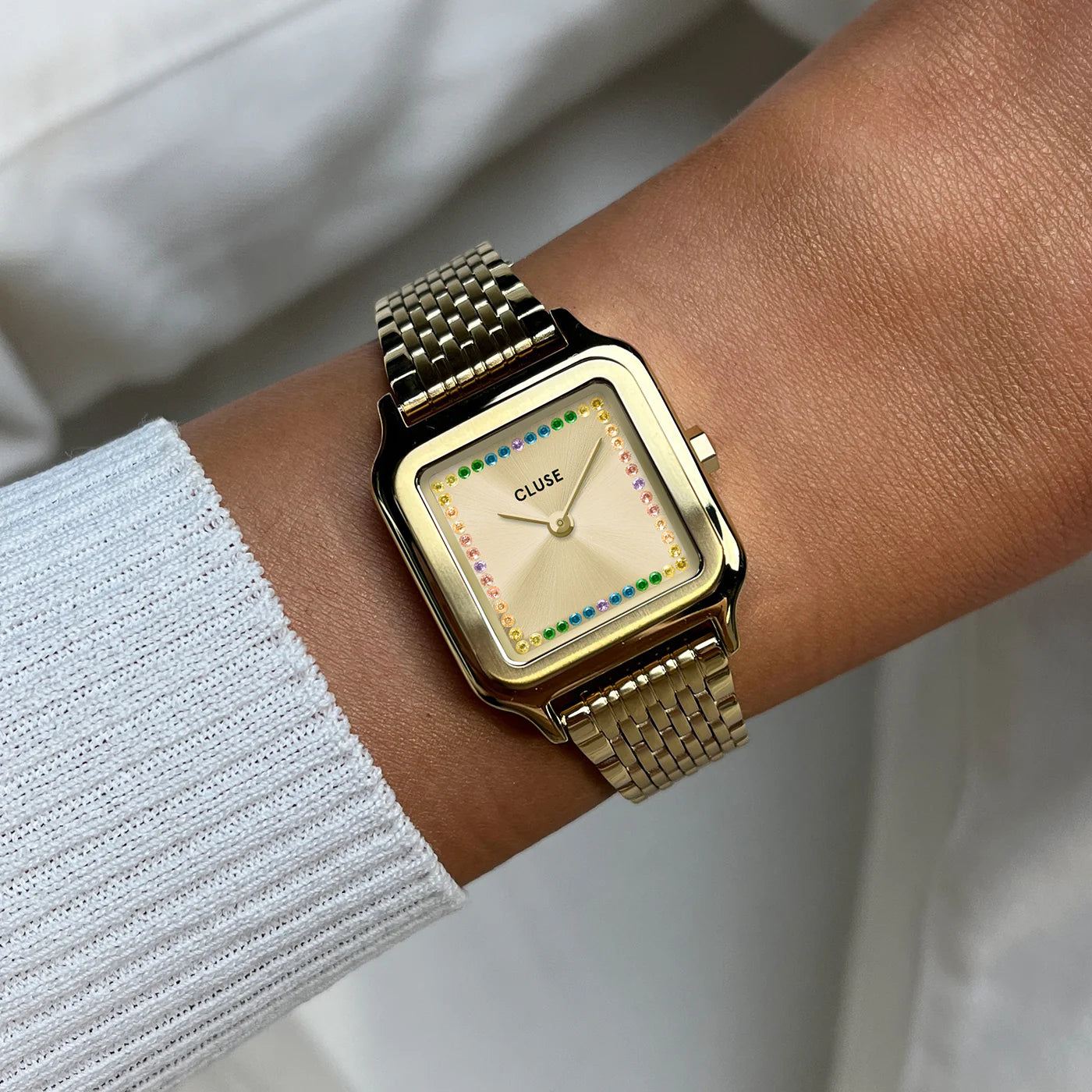 Gracieuse Petite Watch Steel, Rainbow stones, Gold
Colour