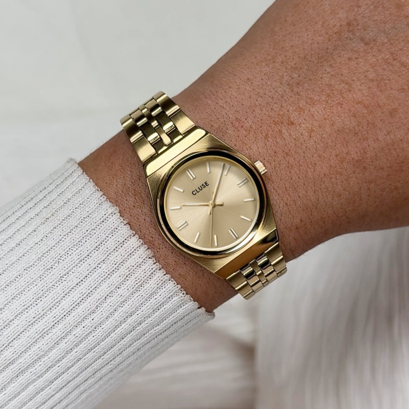Cluse Retro 70s Mini Watch Steel, Full Gold