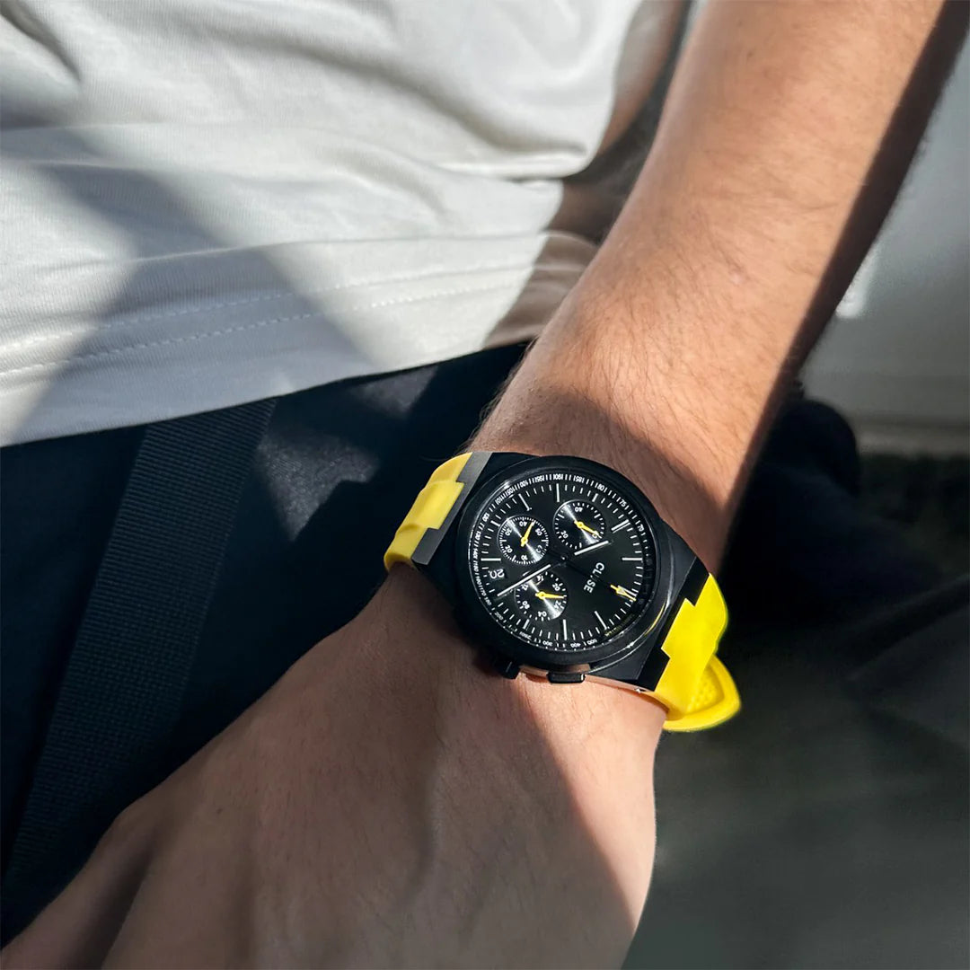 Cluse Vigoureux Chrono Watch Silicone Yellow, Black Colour
