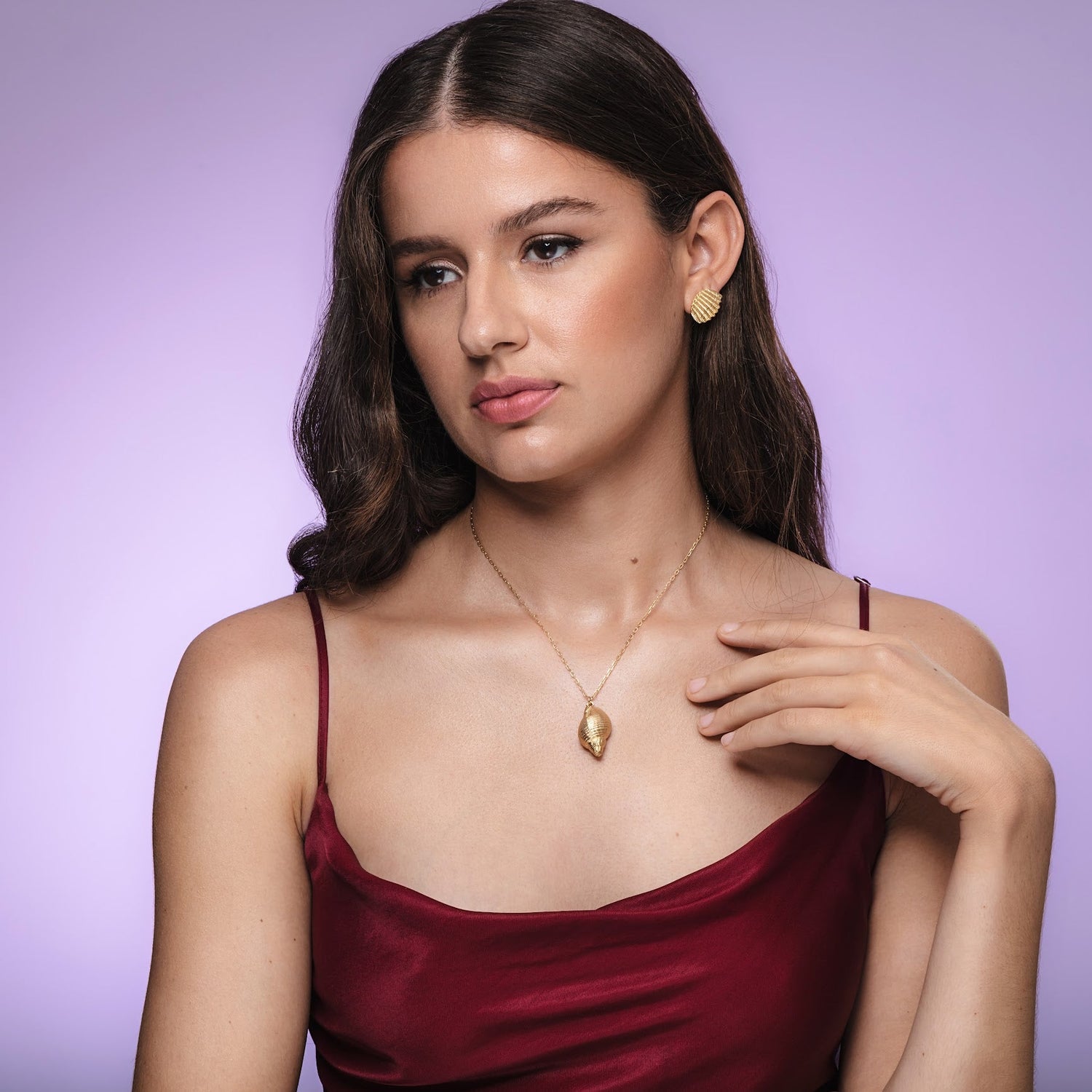 Large Conch Shell 9ct Gold Necklace