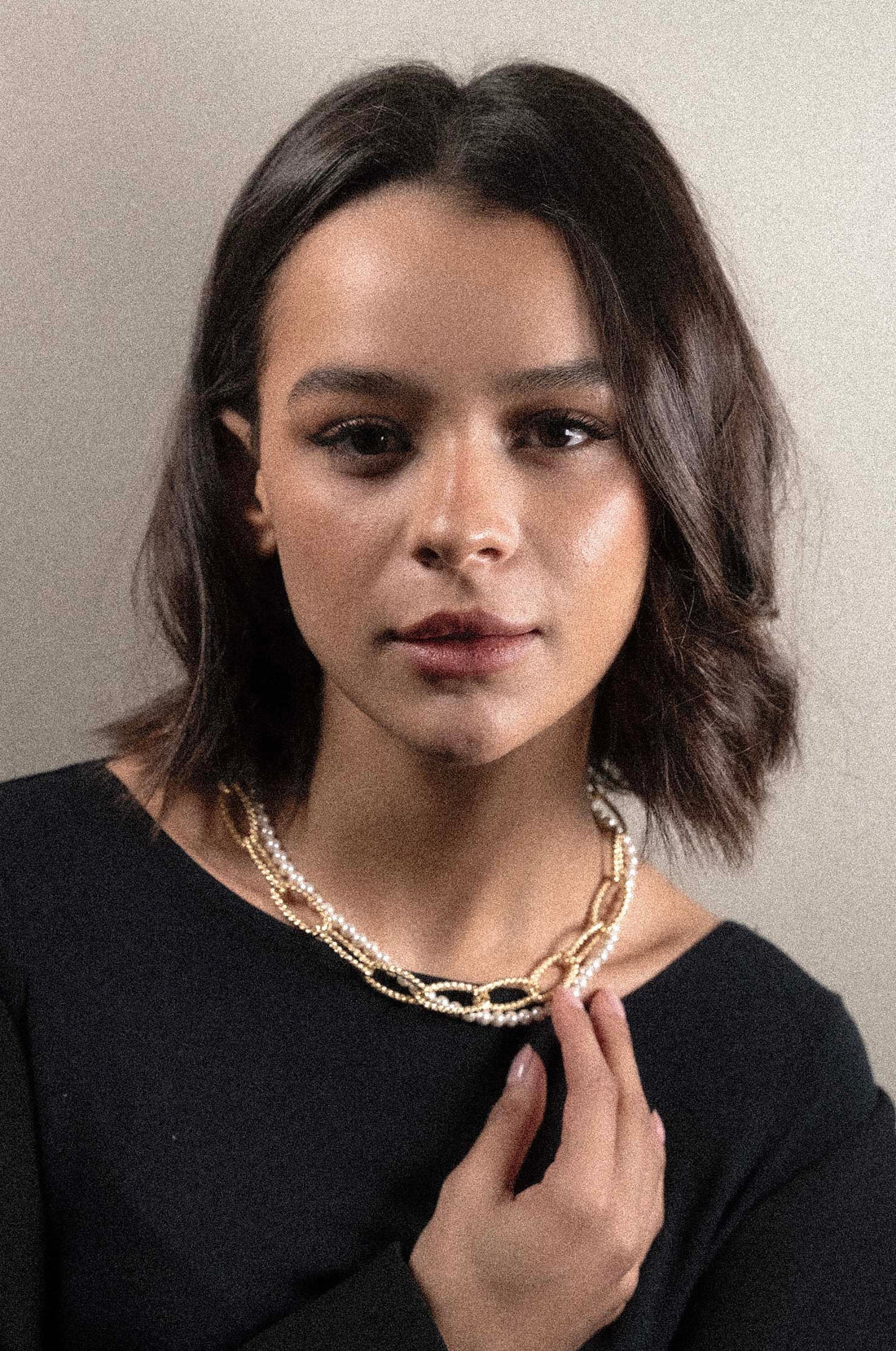 Double Strand Pearl and Diamond Mesh Chain Necklace