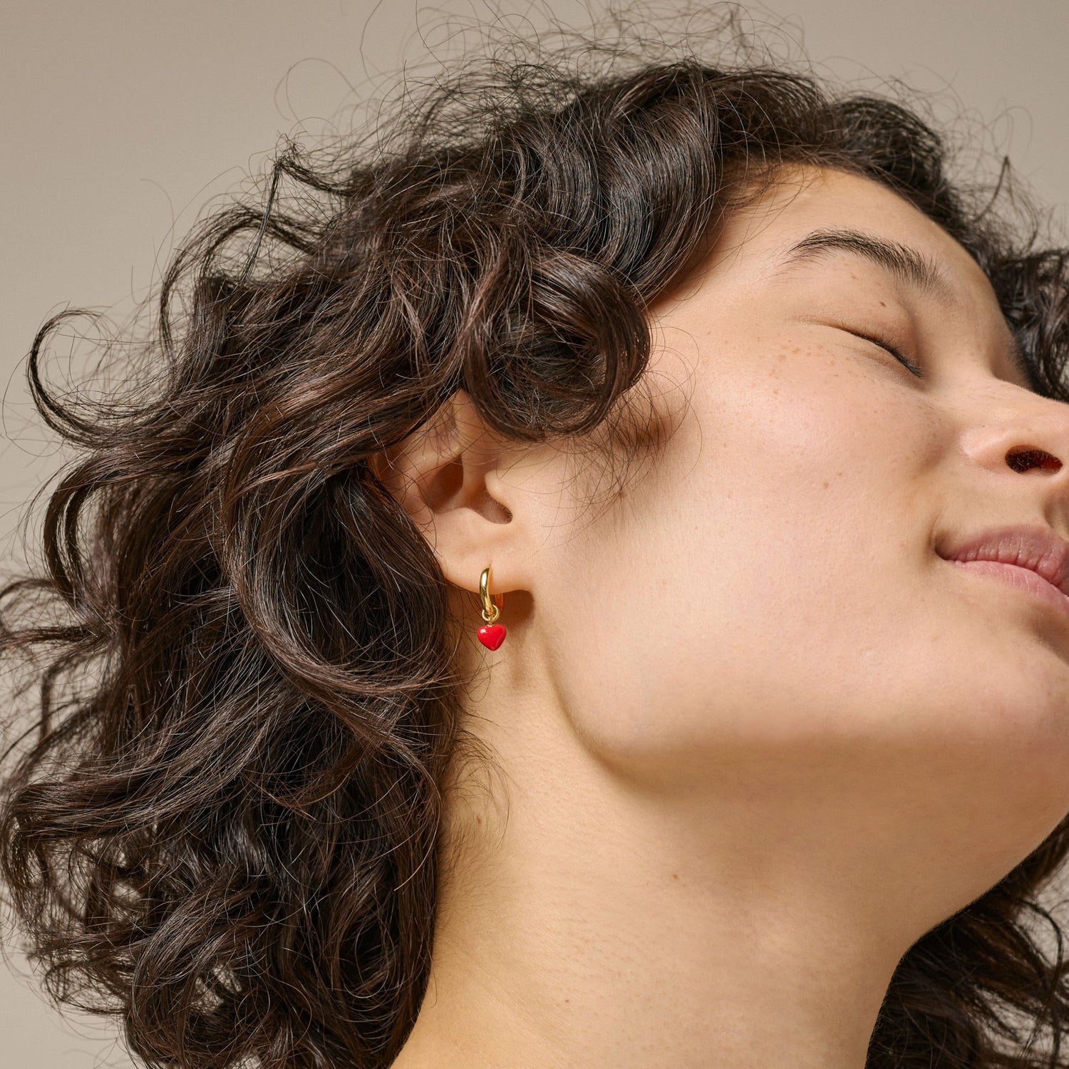 Amore Hoops - Red