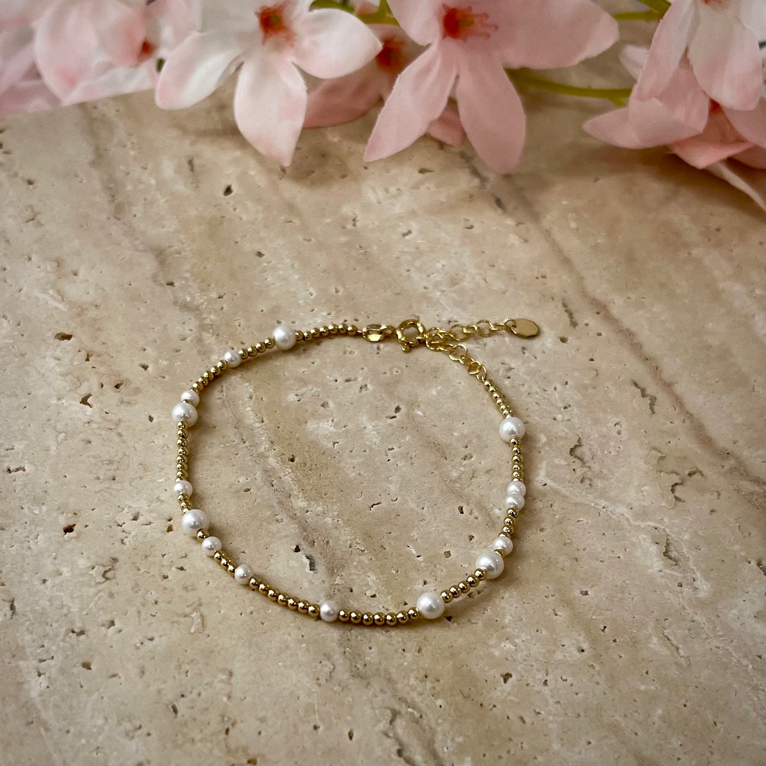 Pearl and 9ct Gold Bead Bracelet