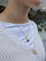 Shell Necklace; 9ct Gold Shell Necklace