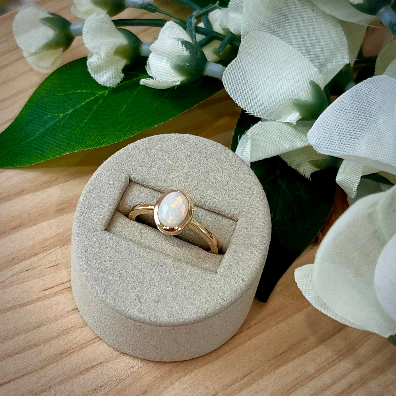 Opal Ring in 9ct Gold