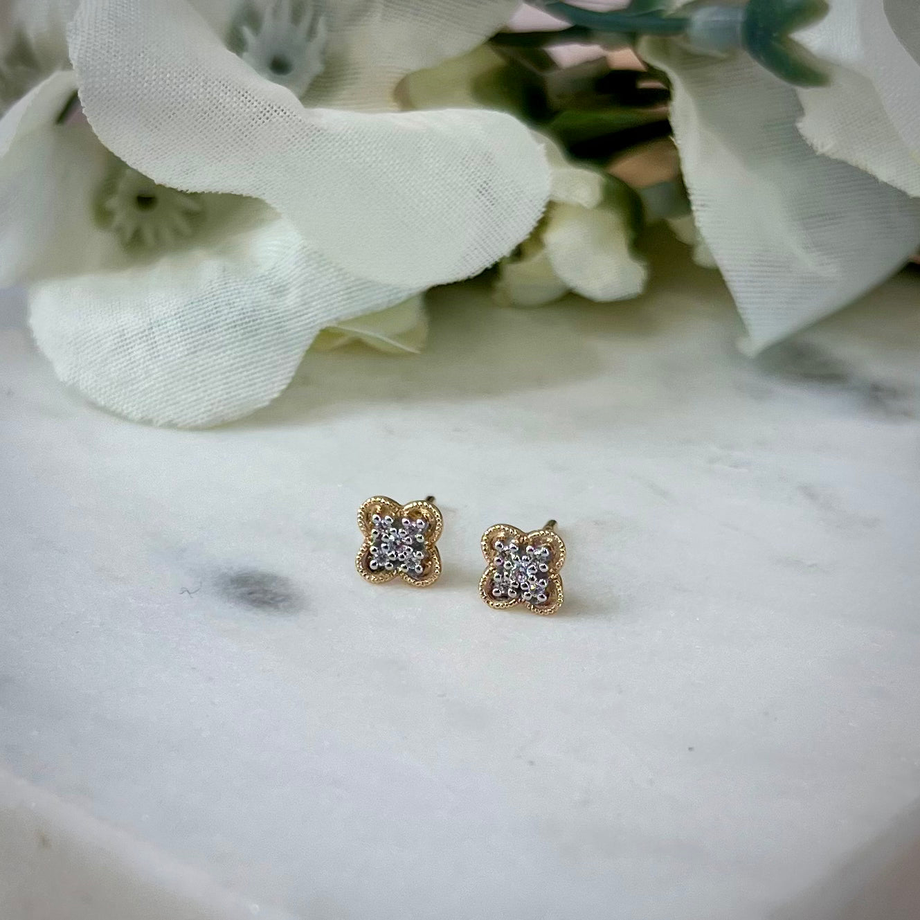 Diamond & 9ct Yellow Gold Clover Stud Earrings
