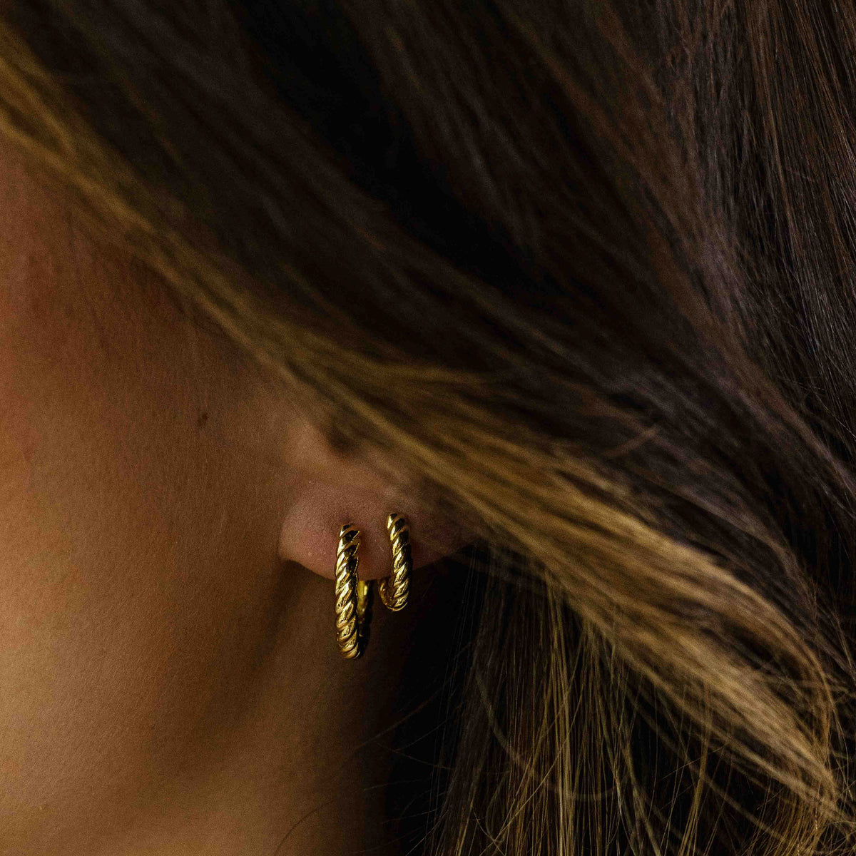 Staple small huggie hoop earring. 925 Sterling Silver and 18ct Gold Plated.