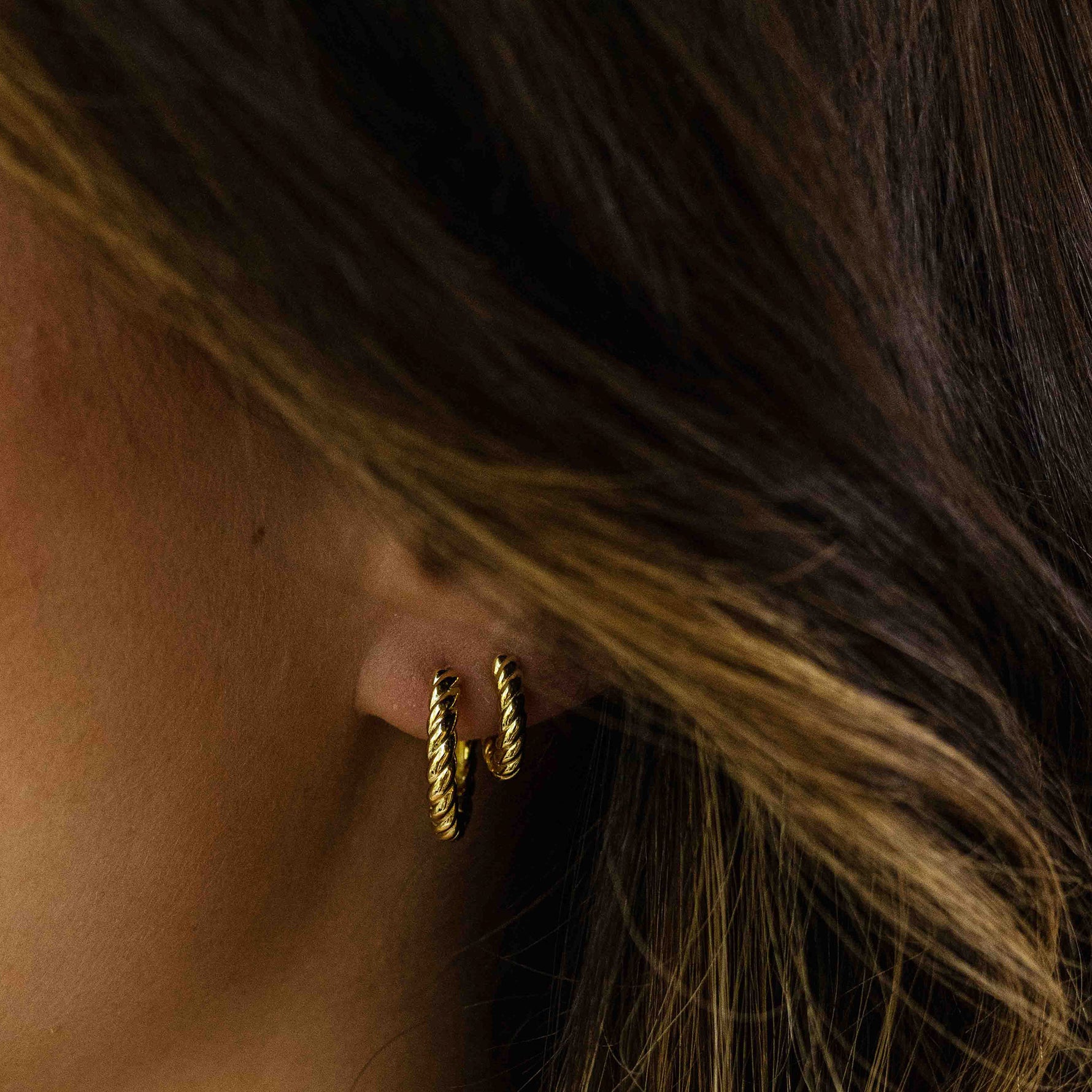 Staple small huggie hoop earring. 925 Sterling Silver and 18ct Gold Plated.