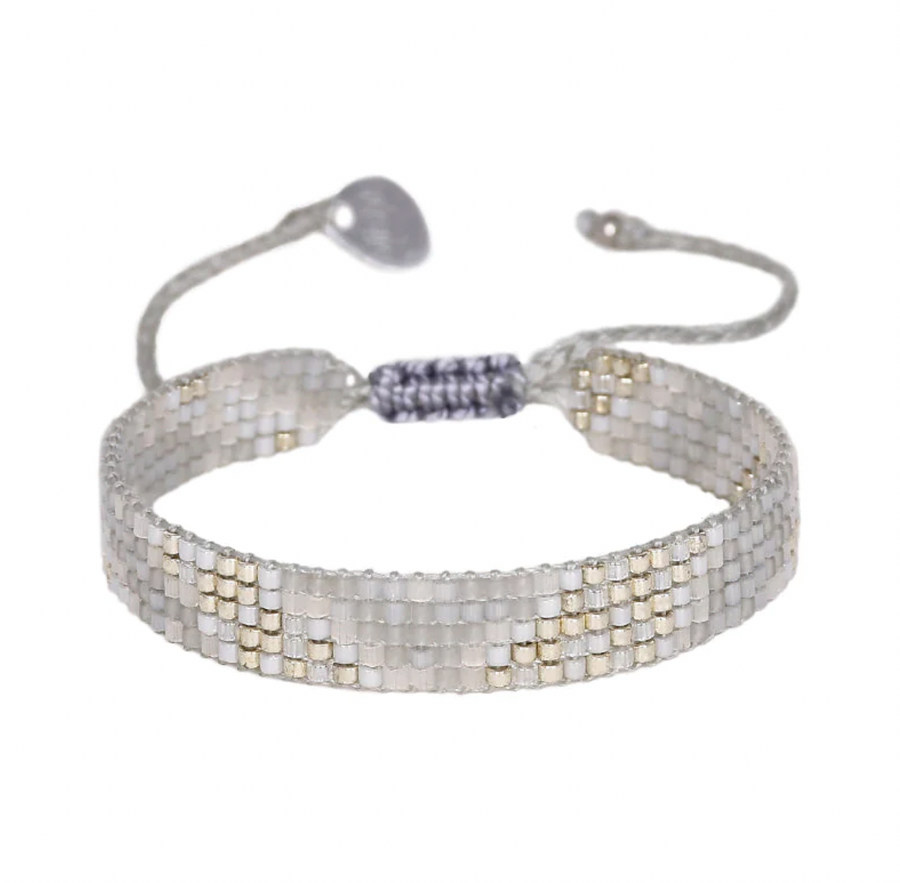handmade grey beaded bracelet; handmade bracelet in colombia 