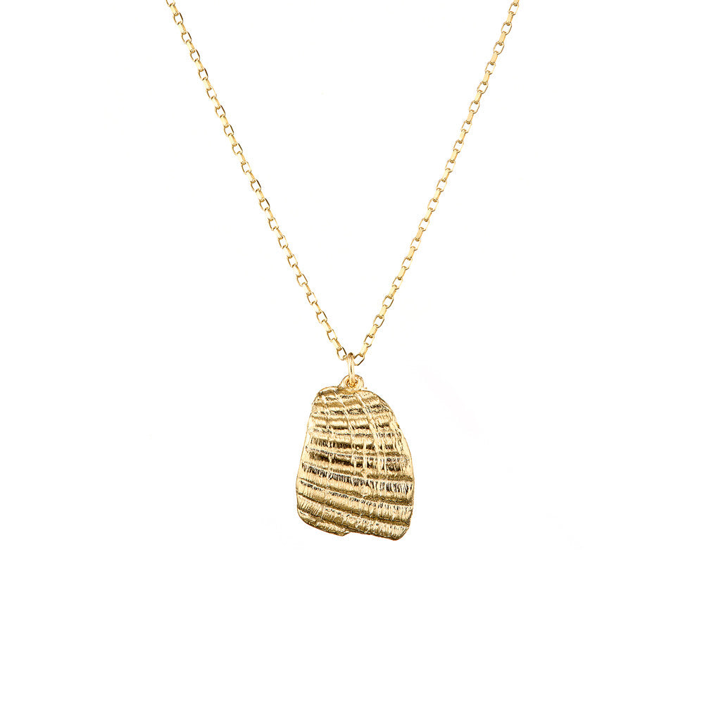 Shell Necklace; 9ct Gold Shell Necklace