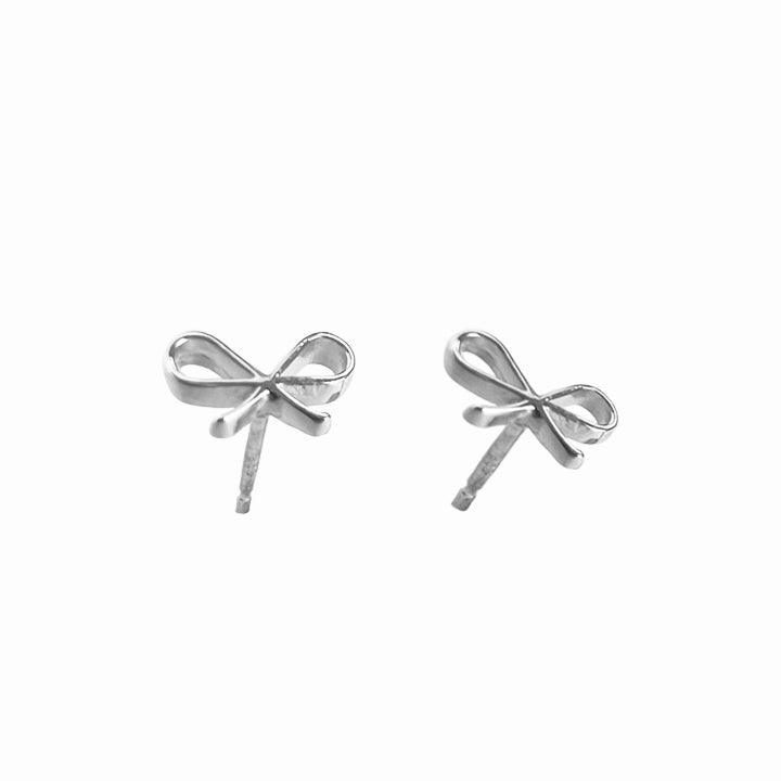 Darcy bow x Liwu earrings 